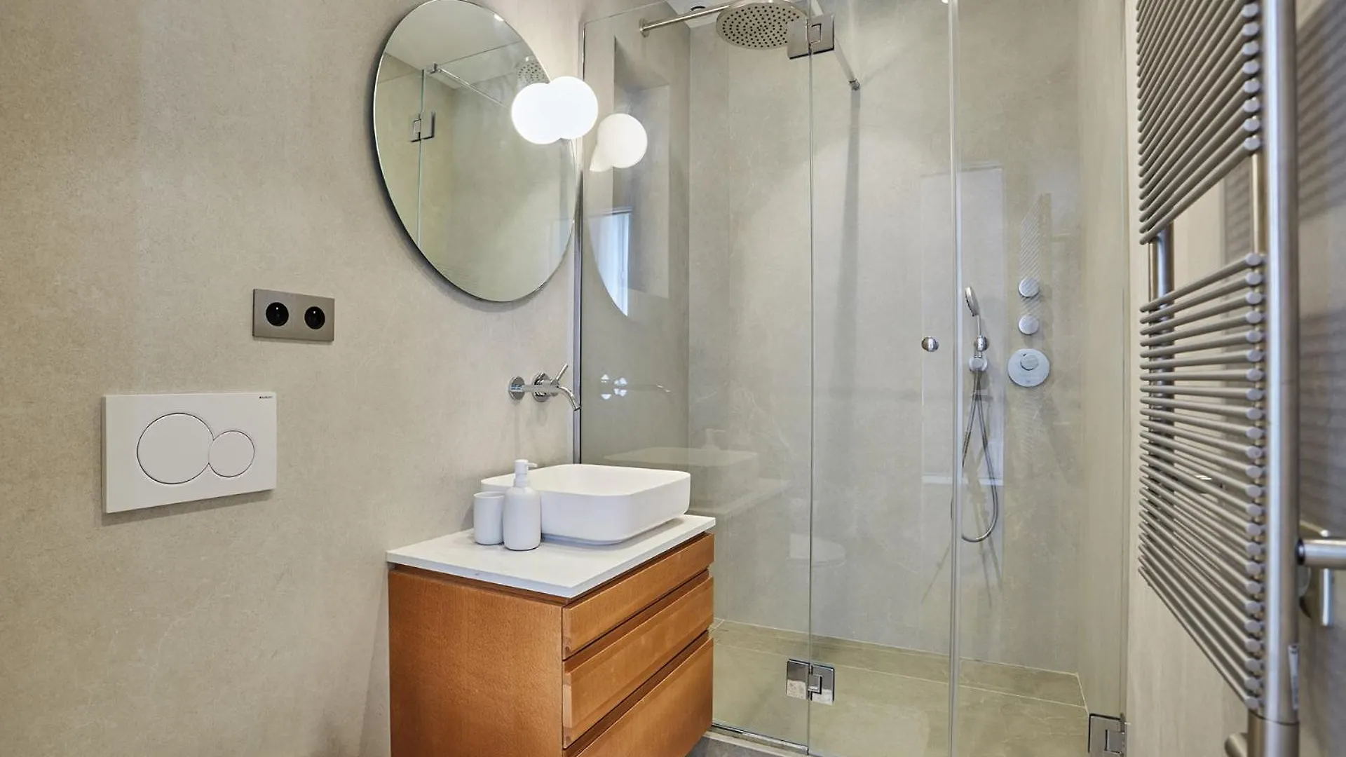 Amazing 2 Bedrooms Apartment Paris Center By Studio Prestige