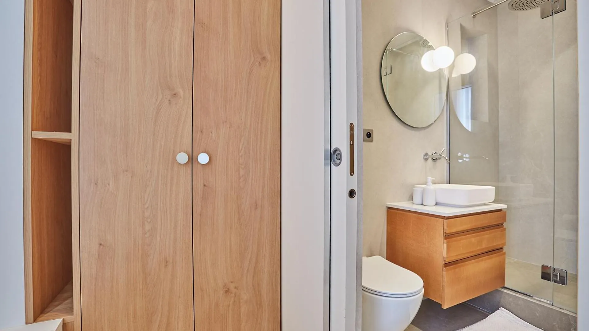 Amazing 2 Bedrooms Apartment Paris Center By Studio Prestige