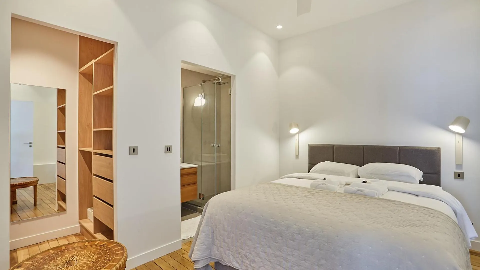 Amazing 2 Bedrooms Apartment Paris Center By Studio Prestige 0*,  Frankrijk